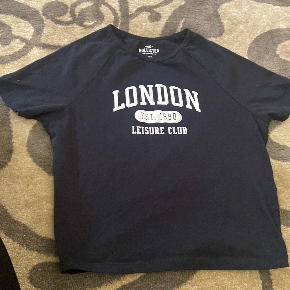 Hollister crop top